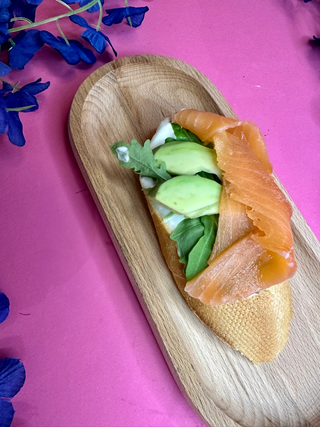 Брускетта з лососем та авокадо 90г