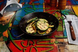 Dovlecei cu infuzie de usturoi