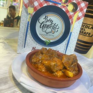 Carne Con Tomate (Plato)