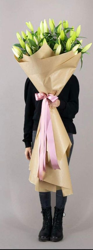 BUKET ORIJANTALNOG LJILJANA