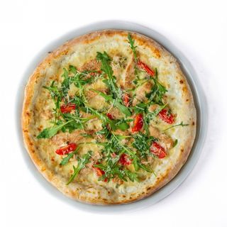 Піца Томато кон Поло (520г)