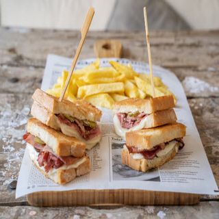 Sandwich De Pastrami