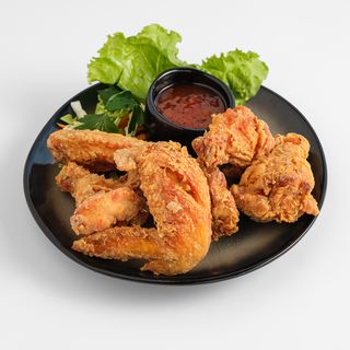 Fried chicken wings