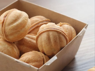 Орешки в упаковке