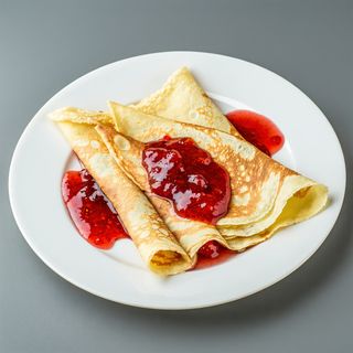 Clatite cu dulceata de capsuni