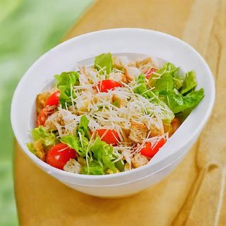 Салат "Цезарь" с курицей