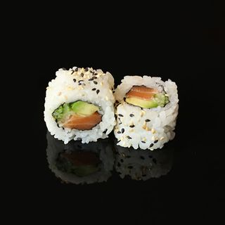 110. Uramaki Salmón Y Aguacate (8 Uds.)