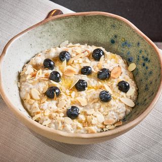 Terci de ovăz cu fructe de sezon