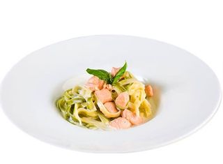 Tagliatelle cu somon