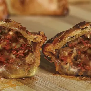 Empanada chorizo picante