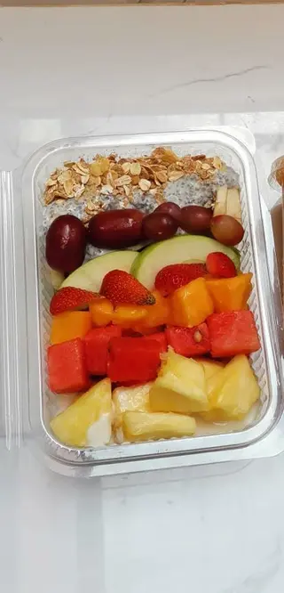 Granola Bowl with Chia Pudding