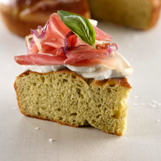 Focaccia Crudo