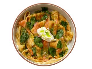 Млинці з крем сиром та лососем (250g)