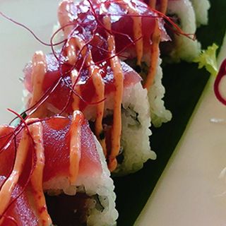 91 Uramaki maguro spicy maki 8 pezzi