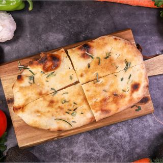 Фокача с масло и розмарин (200г)