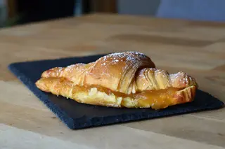 Croissant Maçã e Canela