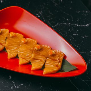 Sashimi Salmon (10 piezas)