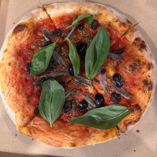 Pizza Napoli