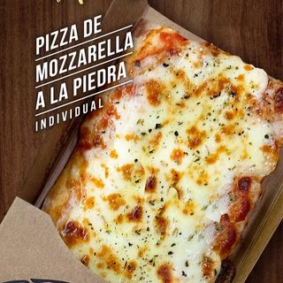 menu pizza mozzarella a la piedra 