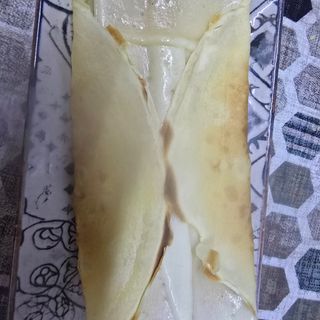 Crep salado de sobrasada y queso edam fundido 