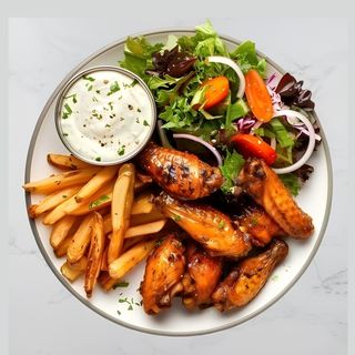 Skrzydełka Z Frytkami