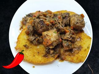 Placki Ziemniaczane z Gulaszem po Węgiersku