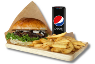 Burger Mushroom Beef w zestawie