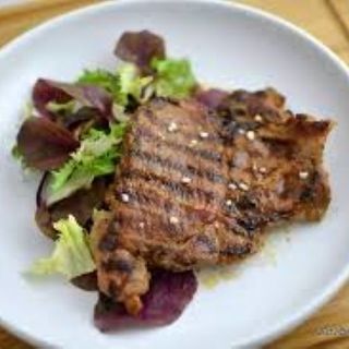 Ceafa de porc la gratar