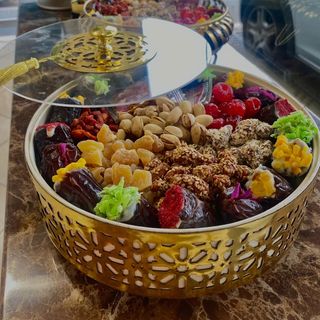 Coffret Traditionnel Premium Dattes Et Fakia 1kilo