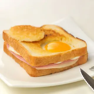Sándwich Clásico + Huevo Frito