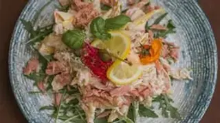 Salata s tunom i tjesteninom