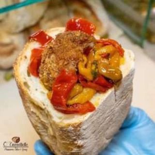 Cuzzutiello polpetta e peperoni