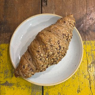 Croissant salato vuoto