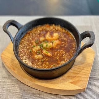 ku bak con familia feliz