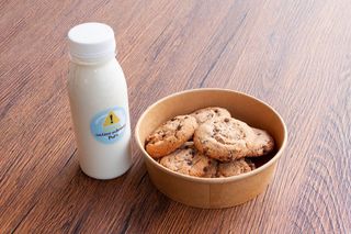 Bowl latte e biscotti