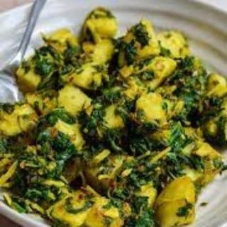 Saag Aalu