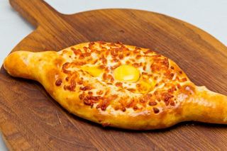 Ajaruli khachapuri