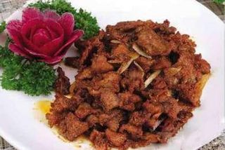 55Казан кебаб с говядиной 烧烤肉