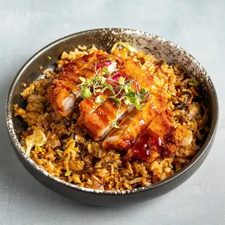 Yakimeshi De Tonkatsu (Cerdo)