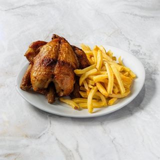 Zestaw z grillowaną piersią z kurczaka