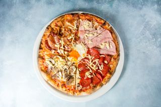 Quattro stagioni pizza