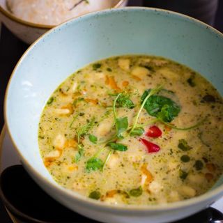 Zeleni curry od piletine