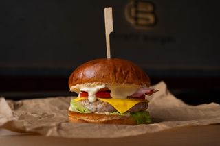 Бургер Цезар