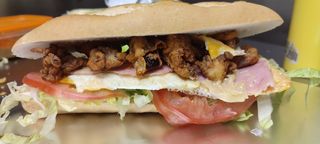 Bocadillo de Chipirones Especial 