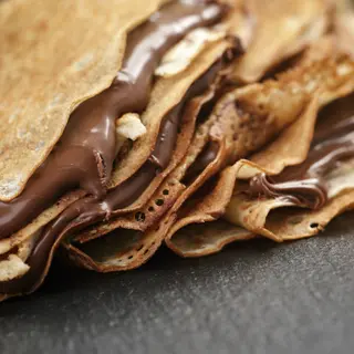 CREPE NUTELLA & PASSION FRUITS 
