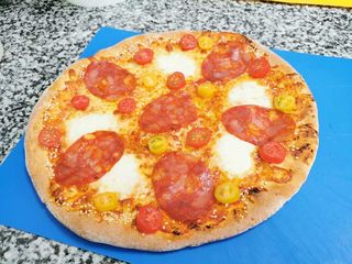 Pizza salami  Ø35cm