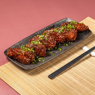 ქათმის ფრთები კიმჩით