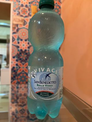Acqua frizzante 50 cl