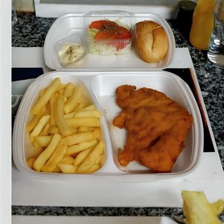 Meniu snitel copii + bautura gratis