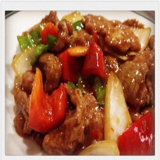 Ternera Con Salsa Picante